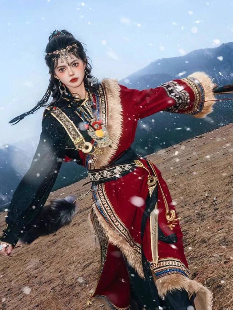 Ethnic Clothing & Online Fashion Store Khaadi Uk - New Tibetan robe Tibet brigade shot