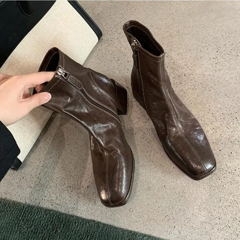 New Women's Shoes Designer Hee - đánh giá và giá Ethnic Fashion Designer