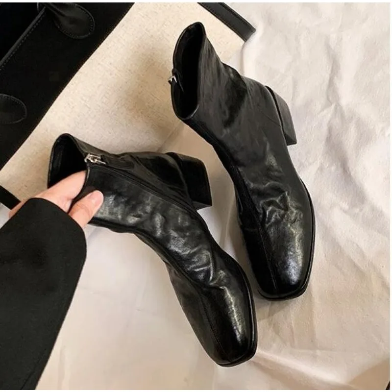 New Women's Shoes Designer Hee - đánh giá và giá Ethnic Fashion Designer