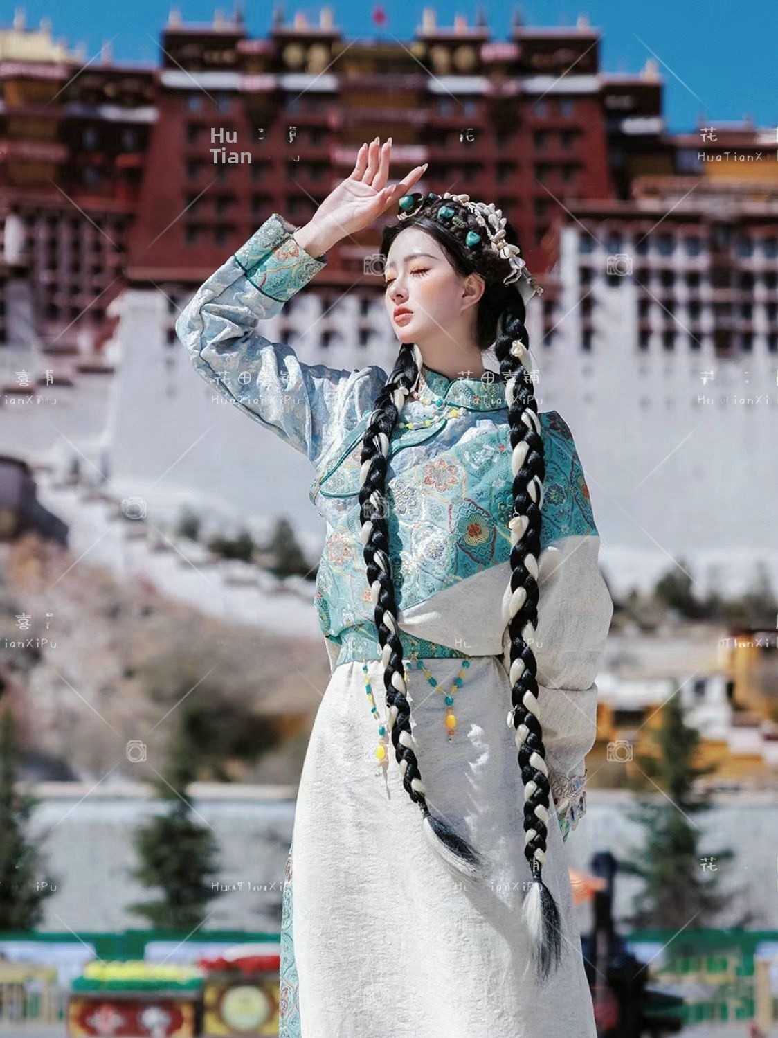 Blue Tibetan Ethnic Noblewoman - đánh giá và giá Ethnic Clothing & Online Fashion Store Khaadi Uk