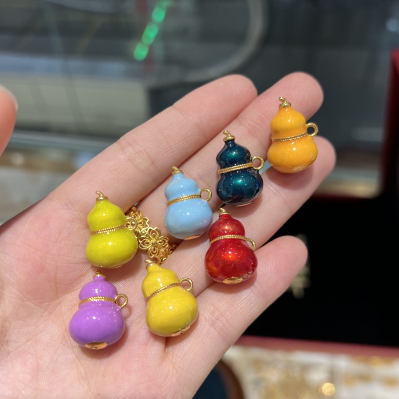 LABB Real 18K gold gourd penda - đánh giá và giá Ethnic Fashion Boutique