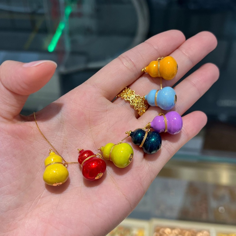 LABB Real 18K gold gourd penda - đánh giá và giá Ethnic Fashion Boutique