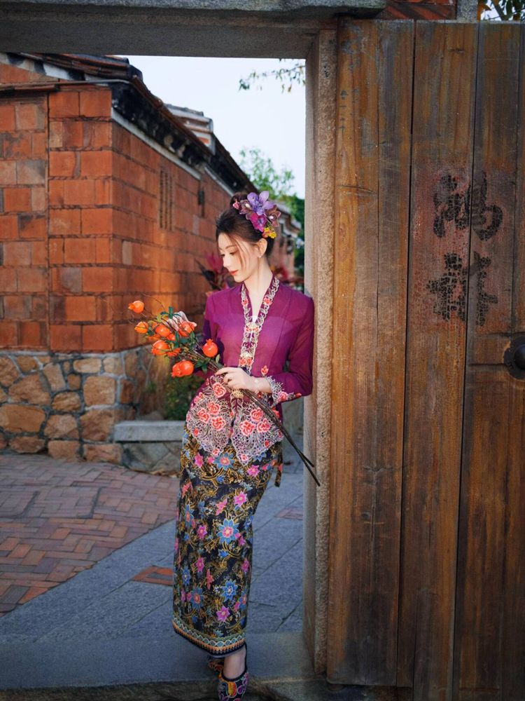 New Ethnic Style Women's Cloth - đánh giá và giá Ethnic Fashion Designer